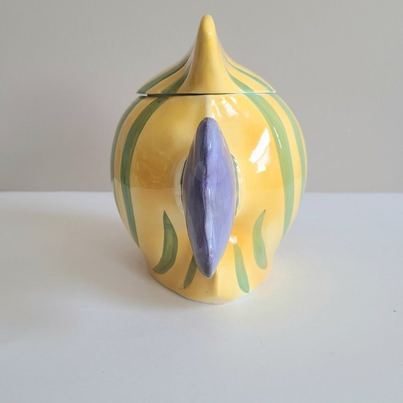 Vintage 1980s Fish shape cookie/biscuit jar. - Picture 6 of 13